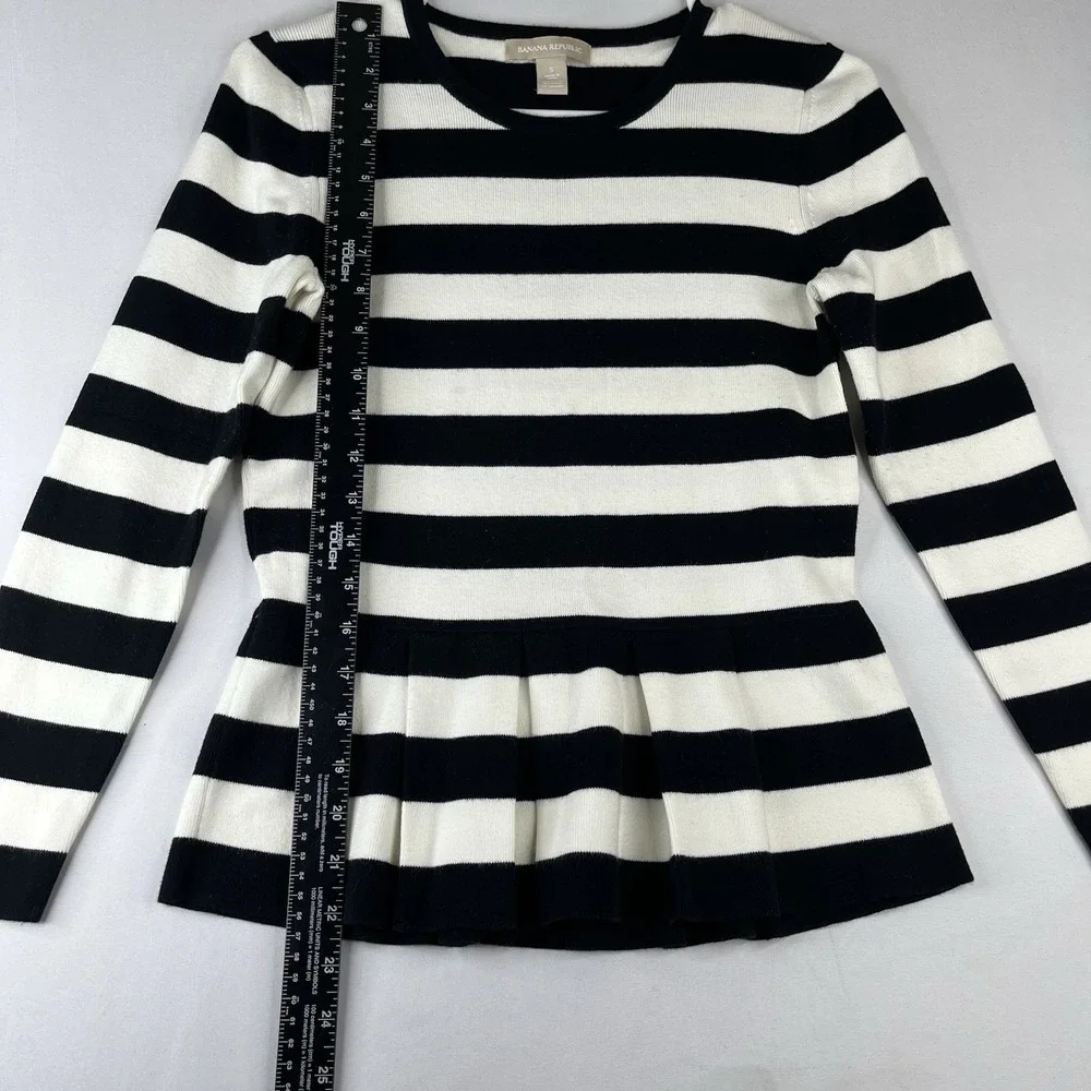 Banana Republic Women Small Black White Striped Peplum Knit Sweater Long Sleeve - Picture 8 of 16